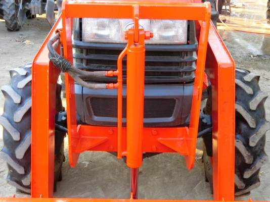 เข้าใหม่  L3408 อุปกรณ์ 3 ชิ้น ใบดันหน้า+ผาน6+โรตารี่  ราคา180000บาท สนใจติดต่อสอบถาม 0906910337 ร้าน ส.เจริญแทรกเตอร์ อ.บางระกำ จ.พิษณุโ