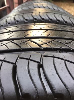 ยาง Michelin 265 60 18 ปี17 ดอกเต็ม ไม่มีปะ เนื้อนิ่มๆ ใช้ยาว ราคาไม่แพง ยาง Michelin 265 60 18 ปี17 ดอกเต็ม ไม่มีปะ เนื้อนิ่มๆ ใช้ยาว ราคาไม่แพง