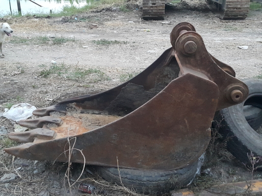 ส่งลูกค้า จ.แพร่ เรียบร้อยแล้ว บุ้งกี๋ CAT E120 ขายพร้อมสลัก บุ้งกี๋ขุดวางท่อ ของเก่านอกนำเข้า ยังไม่เคยใช้งานในไทย