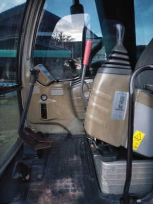 ขายแบ็คโคสภาพดีผ่านการใช้งานในไทยมา1000กว่าชั่วโมงไม่ค่อยได้ใช้เลยขายออกเก่านอกเกือบล้าน เอกสานอินวอย มีใบดันหน้า