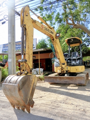 KOMATSU 50MR-2 ขนาดPC-50 <มีVDOให้ชม> รถเก่านอกแท้ มีเอกสารใบอินวอย☎️ติดต่อ 085-5632278 (ราคาต่อรองได้)