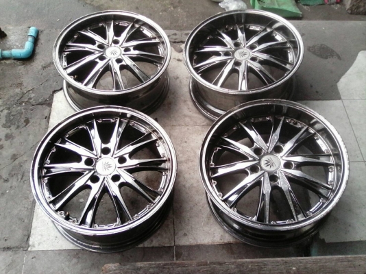 ขอบ17นิ้ว5รู114 น7  ล7.5 ชุดนี้ ราคา 5500 บาท