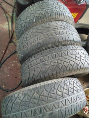 265/70R15  MICHELIN LATITUDE Cross  ชุด 4 เส้น  tel. 081-427-3941