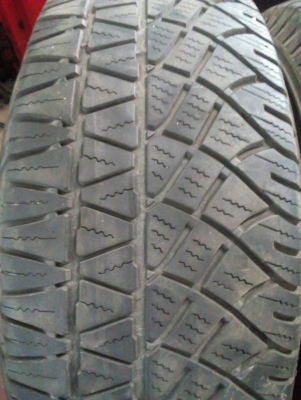 265/70R15  MICHELIN LATITUDE Cross  ชุด 4 เส้น  tel. 081-427-3941