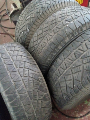 265/70R15  MICHELIN LATITUDE Cross  ชุด 4 เส้น  tel. 081-427-3941