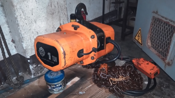 **ขายถูกๆ รอกไฟฟ้า(เก่านอก-แห้งๆญี่ปุ่น)** HITACHI-1 ตัน โซ่ยาว6เมตร ทดสอบเรียบร้อย ทุกระบบทำงานได้ดีมากๆ พร้อมใช้งานครับ **ขายถูกๆ รอกไฟฟ้า(เก่านอก-แห้งๆญี่ปุ่น)** HITACHI-1 ตัน โซ่ยาว6เมตร ทดสอบเรียบร้อย ทุกระบบทำงานได้ดีมากๆ พร้อมใช้งานครับ