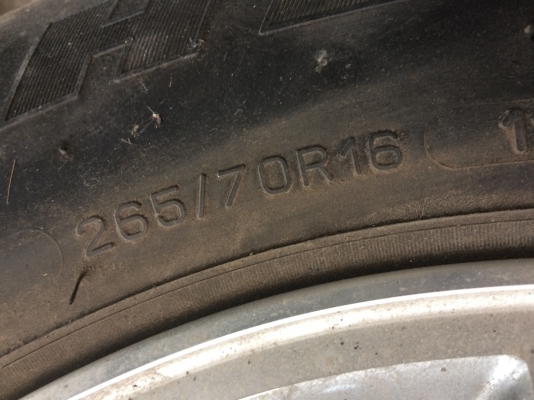 ล้อ 265/70/16 พร้อมแมกซ์