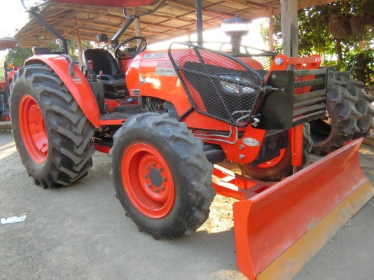 ขายM7040 อุปกรณ์ 2 ชิ้น ใบดันหน้า+ผาน7 ราคา400000฿ มีบริการจัดส่ง สนใจสอบถาม????????0906910337 ????#ร้านส.เจริญแทรกเตอร์ ????พิกัดบ้านหนองอ้อ  ต .ชุมแสงสงคราม อ.บางระกำ จ.พิษณุโลก