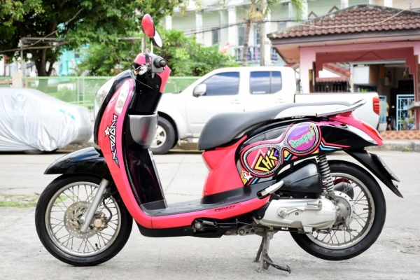 Scoopy i 2013 รถมือเดียว รูดบัตรได้