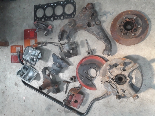 ขายอะไหล่ปาเจโรเหลื่อม500ให้ทั้งกองเลยครับ สนใจโทรคุยได้ครับ 0879201570 ครับ