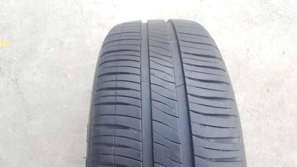 ขายยาง185/55/15 ปี 13 MICHERLIN XM2 4 เส้น