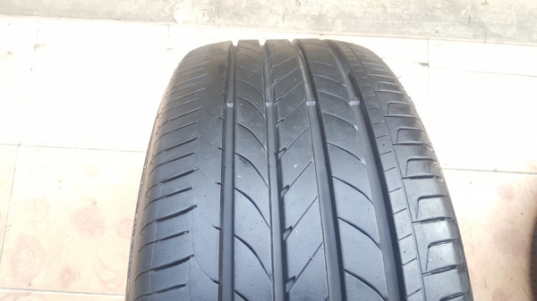 ขายยาง215/55/17 ปี 3916 GOODYEAR 2 เส้น