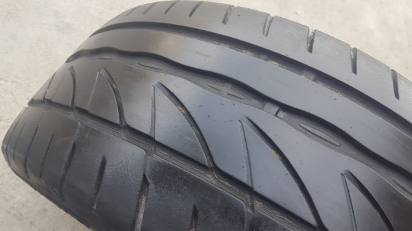 ขายยาง225/40/18 ปี 2412 BRIDGESTONE ER002 2 เส้น ขายยาง225/40/18 ปี 2412 BRIDGESTONE ER002 2 เส้น