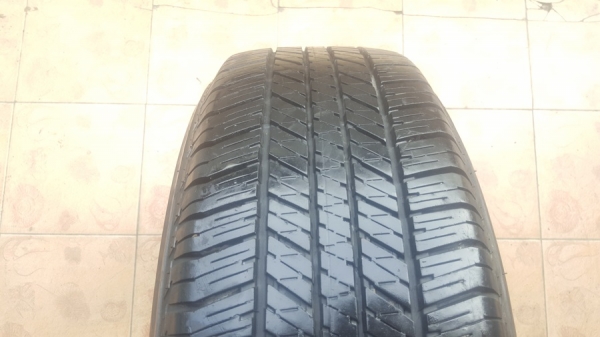 ขายยาง265/65/17 ปี 3014 BRIDGESTONE 684 4 เส้น ขายยาง265/65/17 ปี 3014 BRIDGESTONE 684 4 เส้น