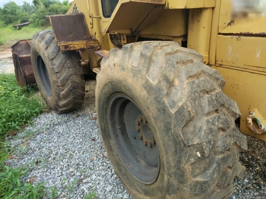 รถตัก CAT 910E. สนใจติดต่อ 081 - 6079515