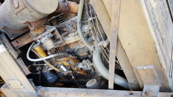 รถตักยี่ห้อโคมัสสุรุ่น 520 แบบ 2 เพลา ต่อบุ๋นกี่เรียบร้อยแล้ว ใช้งานได้ปกติ