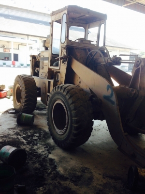 รถตักยี่ห้อโคมัสสุรุ่น 520 แบบ 2 เพลา ต่อบุ๋นกี่เรียบร้อยแล้ว ใช้งานได้ปกติ