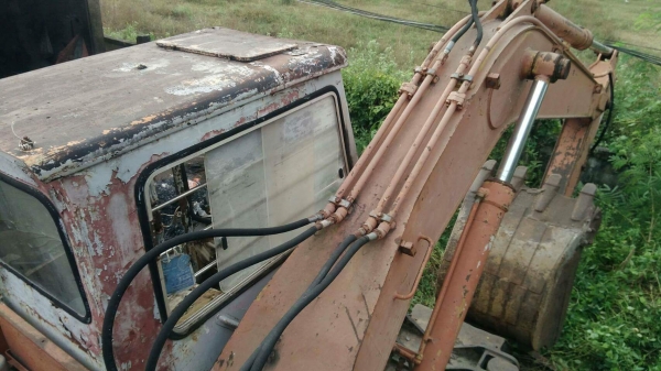 รถแบ็คโฮ120ล้อยาง WH04 สภาพต้องช่อมระบบเฟีองส่งกำลัง อยู่ระหว่างเกียร์ไปหาเสื้อเฟีองขับล้อ อย่าอื่นใช้งานได้ อยู่ขอนแก่น ราคา 175,000บ. สนใจ 0835601591 หรือ 0903494058 รถแบ็คโฮ120ล้อยาง WH04 สภาพต้องช่อมระบบเฟีองส่งกำลัง อยู่ระหว่างเกียร์ไปหาเสื้อเฟีองขับล้อ อย่าอื่นใช้งานได้ อยู่ขอนแก่น ราคา 175,000บ. สนใจ 0835601591 หรือ 0903494058