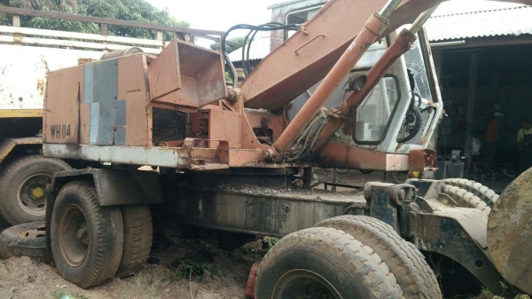 รถแบ็คโฮ120ล้อยาง WH04 สภาพต้องช่อมระบบเฟีองส่งกำลัง อยู่ระหว่างเกียร์ไปหาเสื้อเฟีองขับล้อ อย่าอื่นใช้งานได้ อยู่ขอนแก่น ราคา 175,000บ. สนใจ 0835601591 หรือ 0903494058 รถแบ็คโฮ120ล้อยาง WH04 สภาพต้องช่อมระบบเฟีองส่งกำลัง อยู่ระหว่างเกียร์ไปหาเสื้อเฟีองขับล้อ อย่าอื่นใช้งานได้ อยู่ขอนแก่น ราคา 175,000บ. สนใจ 0835601591 หรือ 0903494058