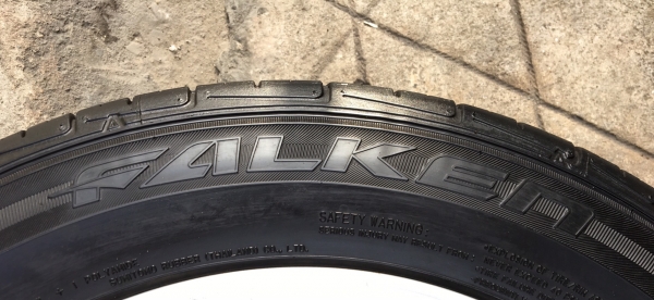 ล้อแม็ก Toyota Altis ขอบ 15 พร้อมยาง 195-60-15 ปลายปี 14