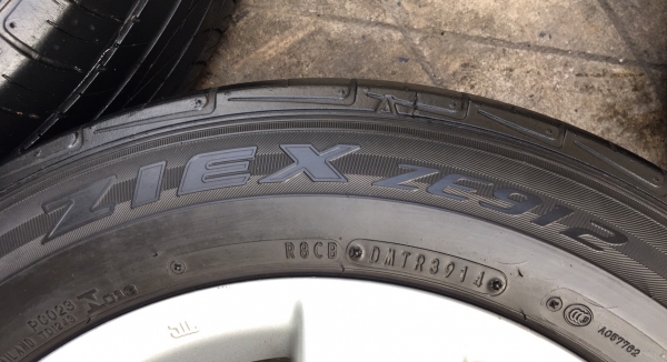 ล้อแม็ก Toyota Altis ขอบ 15 พร้อมยาง 195-60-15 ปลายปี 14