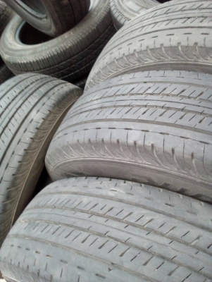 215/70R15 BRIDGESTONE DURAVIS R611 สวยๆ ดอกหนาๆ ชุด 4 เส้น โทร.081-427-3941ไอดีไลน์ 0814273941