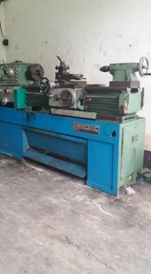 ขายกลึง6ฟุต3เพลามีเบรคไฟ380vราคาถูกกลึงเกลียวไม่ต้องเปลี่ยนเฟืองครับลดก่อนสิ้นปีไปเลยครับผม