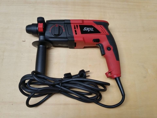 สว่านโรตารี่ SKIL 3 ระบบ 600 W สว่านโรตารี่ SKIL 3 ระบบ 600 W