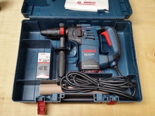 สว่านโรตารี่ BOSCH GBH 3-28 DFR ( ของใหม่ ) สว่านโรตารี่ BOSCH GBH 3-28 DFR ( ของใหม่ )