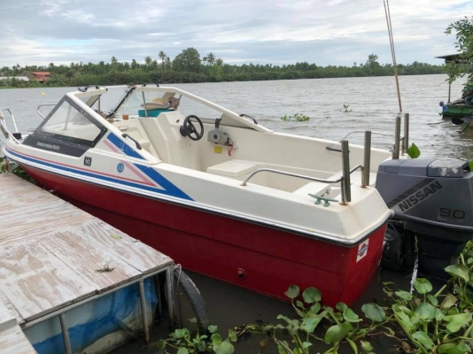 เรือนิสสัน 17 ฟุตเครื่องนิสสัน 90 แรง