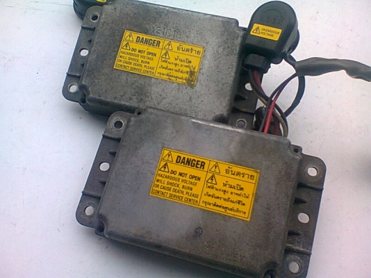 บัลลาสต์ไฟ XENON แท้เดิมติดรถ ISUZU D-MAX D2R บัลลาสต์ไฟ XENON แท้เดิมติดรถ ISUZU D-MAX D2R