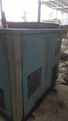 ขายปั๊มลมสกรู 50 แรงม้ายี่ห้อแอลจี ราคา 60,000 บาท