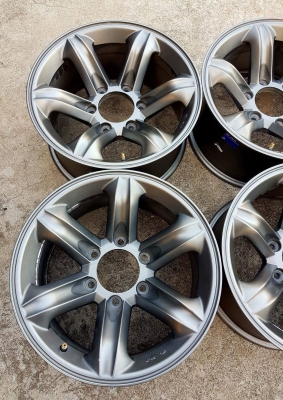 ขายล้อเล็บเหยี่ยวขอบ 16 กว้าง 8" ออฟ 0 สวยๆ