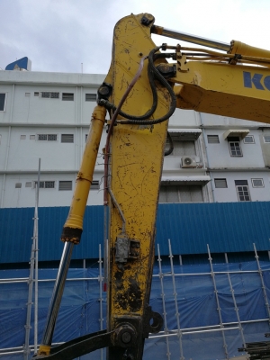 Komatsu PC200-8Mo เดิมๆ ห้างมือเดียวทำงาน 7xxx ชม. มีลายหัวเจาะ เอกสารเล่ม