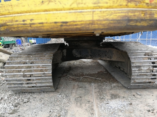 Komatsu PC200-8Mo เดิมๆ ห้างมือเดียวทำงาน 7xxx ชม. มีลายหัวเจาะ เอกสารเล่ม