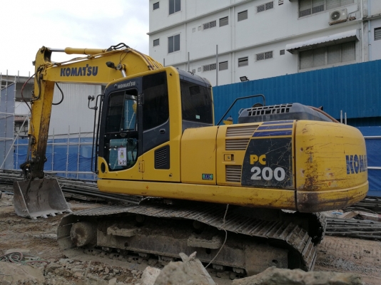 Komatsu PC200-8Mo เดิมๆ ห้างมือเดียวทำงาน 7xxx ชม. มีลายหัวเจาะ เอกสารเล่ม
