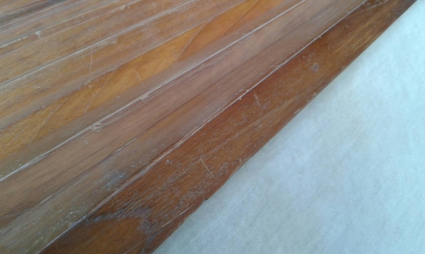 กรอบรูปไม้สักผ้่าปัก