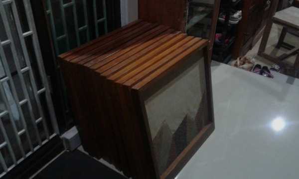 กรอบรูปไม้สักผ้่าปัก กรอบรูปไม้สักผ้่าปัก