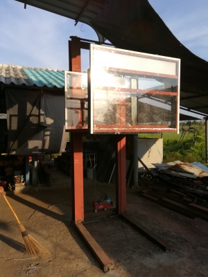 ลิฟท์ผู้พิการหรือผู้สูงอายุ