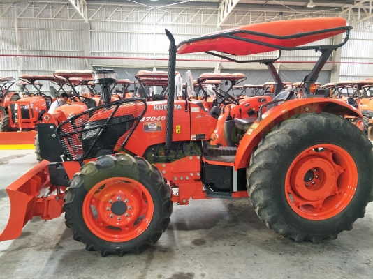 สวยไปเลย M7040 ปรับสภาพพร้อมยื่นลิสซิ่ง ปีรถ 2013