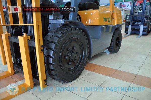 ขายรถโฟล์คลิฟท์มือสอง TCM รุ่น FHD30Z5-34G12234 นำเข้าจากประเทศญี่ปุ่น 100\% ไม่เคยใช้งานในไทย
