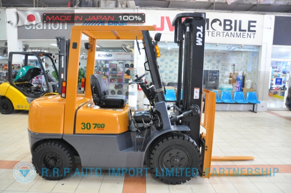 ขายรถโฟล์คลิฟท์มือสอง TCM รุ่น FHD30Z5-34G12234 นำเข้าจากประเทศญี่ปุ่น 100\% ไม่เคยใช้งานในไทย