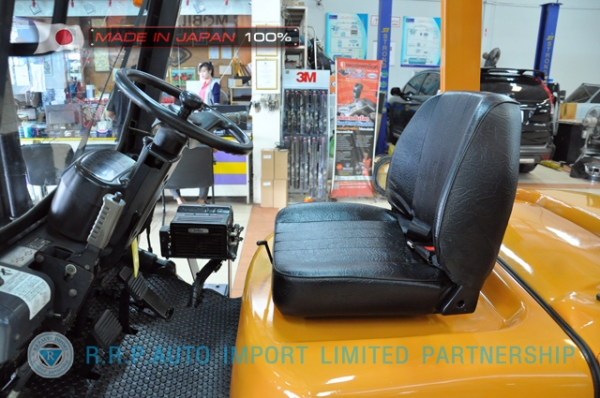 ขายรถโฟล์คลิฟท์มือสอง TCM รุ่น FHD30Z5-34G12234 นำเข้าจากประเทศญี่ปุ่น 100\% ไม่เคยใช้งานในไทย