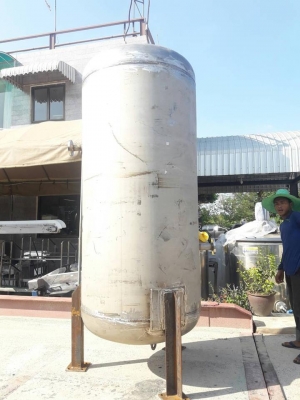 ถังพักลมสแตนเลส หนา 9 มิล ขนาด 106 * 260 CM ปริมาณ 2,500 ลิตร