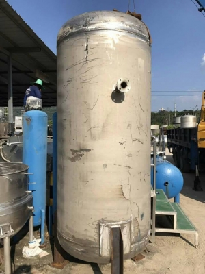 ถังพักลมสแตนเลส หนา 9 มิล ขนาด 106 * 260 CM ปริมาณ 2,500 ลิตร ถังพักลมสแตนเลส หนา 9 มิล ขนาด 106 * 260 CM ปริมาณ 2,500 ลิตร