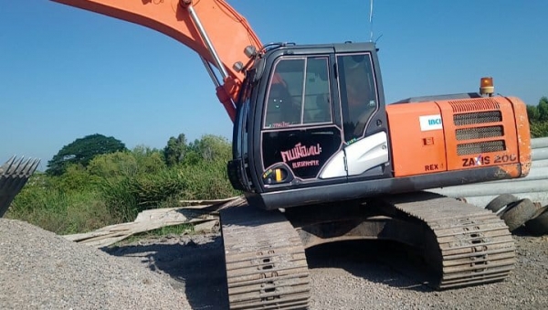 ขายรถแบ็คโฮ HITACHI ZX200-5G ใช้งาน ใช้งาน 6,516 ชั่วโมง สวย แน่น แห้ง ราคาไม่แรง