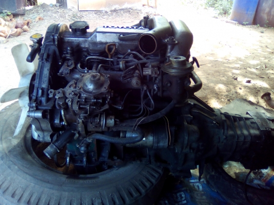 ขายเครื่องยนต์พร้อมเกียร์  Toyota 2C Turbo เครื่องดีเซล 2000 cc.  เครื่องใช้งานได้ดี ไม่มีเอกสารเลขทะเบียน (ขายแล้วครับ)