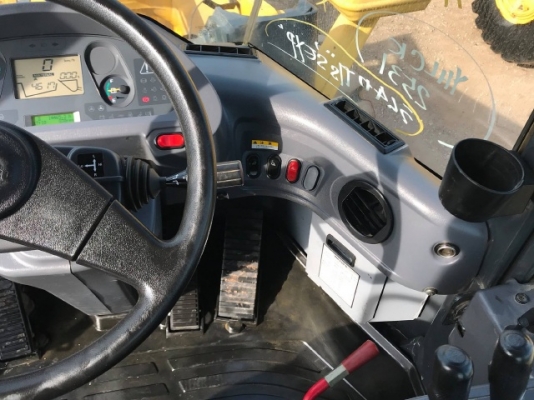 ขายรถตักล้อยาง KOMATSU WA320-6 ปี 2012 รถนอกนำเข้าเองจากญี่ปุ่น สภาพสวยพร้อมใช้งาน มีVDOการทำงานครับ