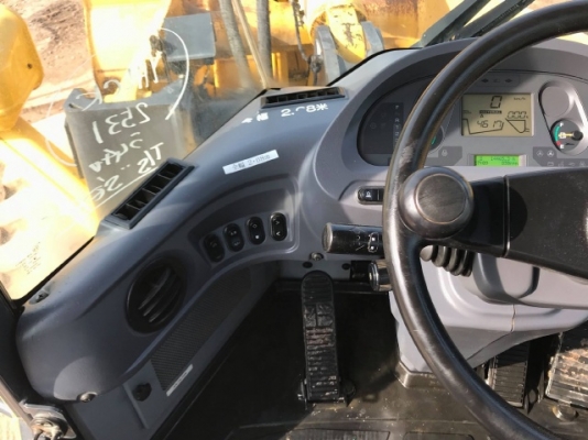 ขายรถตักล้อยาง KOMATSU WA320-6 ปี 2012 รถนอกนำเข้าเองจากญี่ปุ่น สภาพสวยพร้อมใช้งาน มีVDOการทำงานครับ ขายรถตักล้อยาง KOMATSU WA320-6 ปี 2012 รถนอกนำเข้าเองจากญี่ปุ่น สภาพสวยพร้อมใช้งาน มีVDOการทำงานครับ