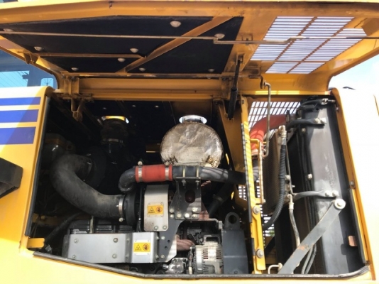 ขายรถตักล้อยาง KOMATSU WA320-6 ปี 2012 รถนอกนำเข้าเองจากญี่ปุ่น สภาพสวยพร้อมใช้งาน มีVDOการทำงานครับ ขายรถตักล้อยาง KOMATSU WA320-6 ปี 2012 รถนอกนำเข้าเองจากญี่ปุ่น สภาพสวยพร้อมใช้งาน มีVDOการทำงานครับ